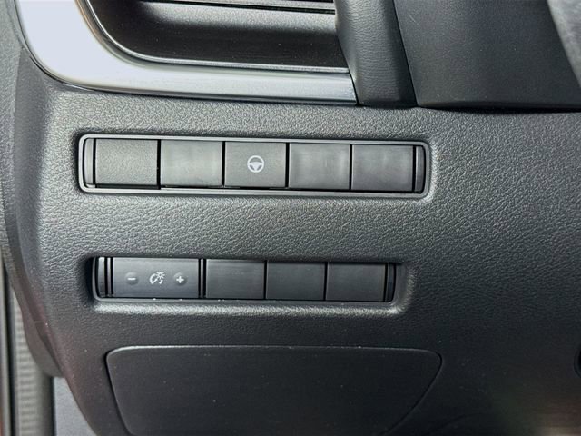 Used 2021 Nissan Rogue SV image 19