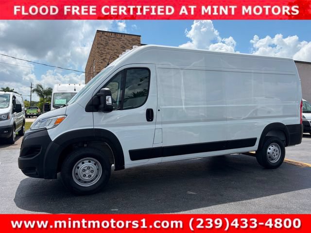 Used 2023 RAM ProMaster 2500 FWD image 2
