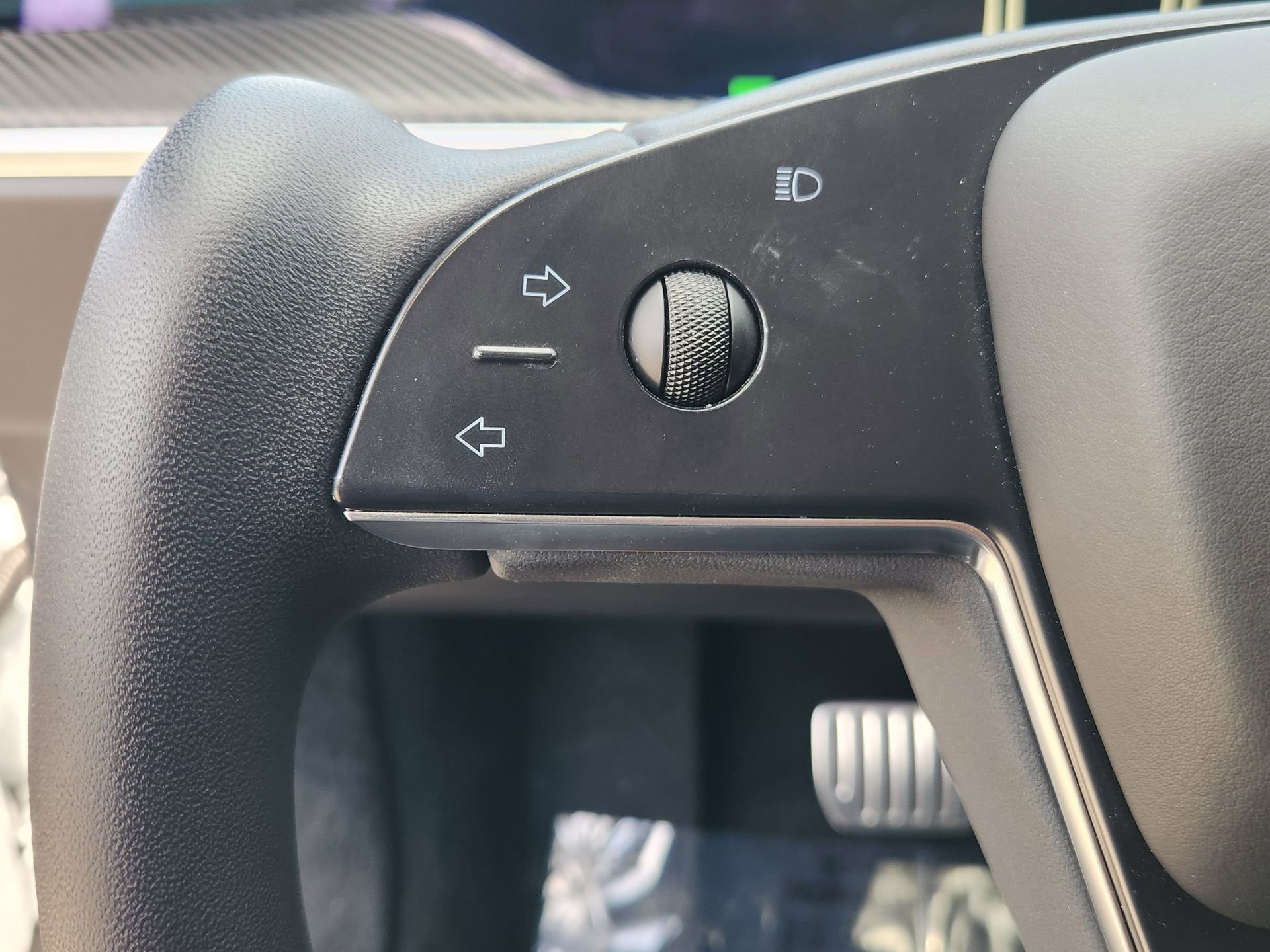 Used 2022 Tesla Model S image 28