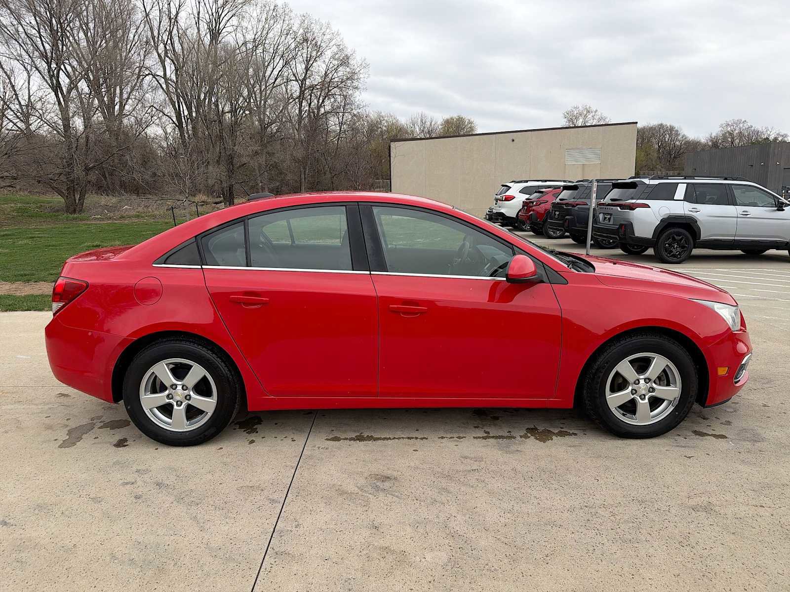Used 2015 Chevrolet Cruze LT FWD image 7