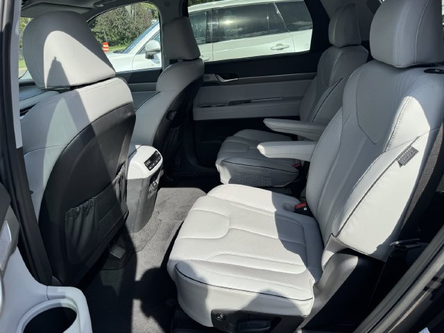 Used 2024 Hyundai Palisade SEL w/ Premium Package AWD/4WD image 35