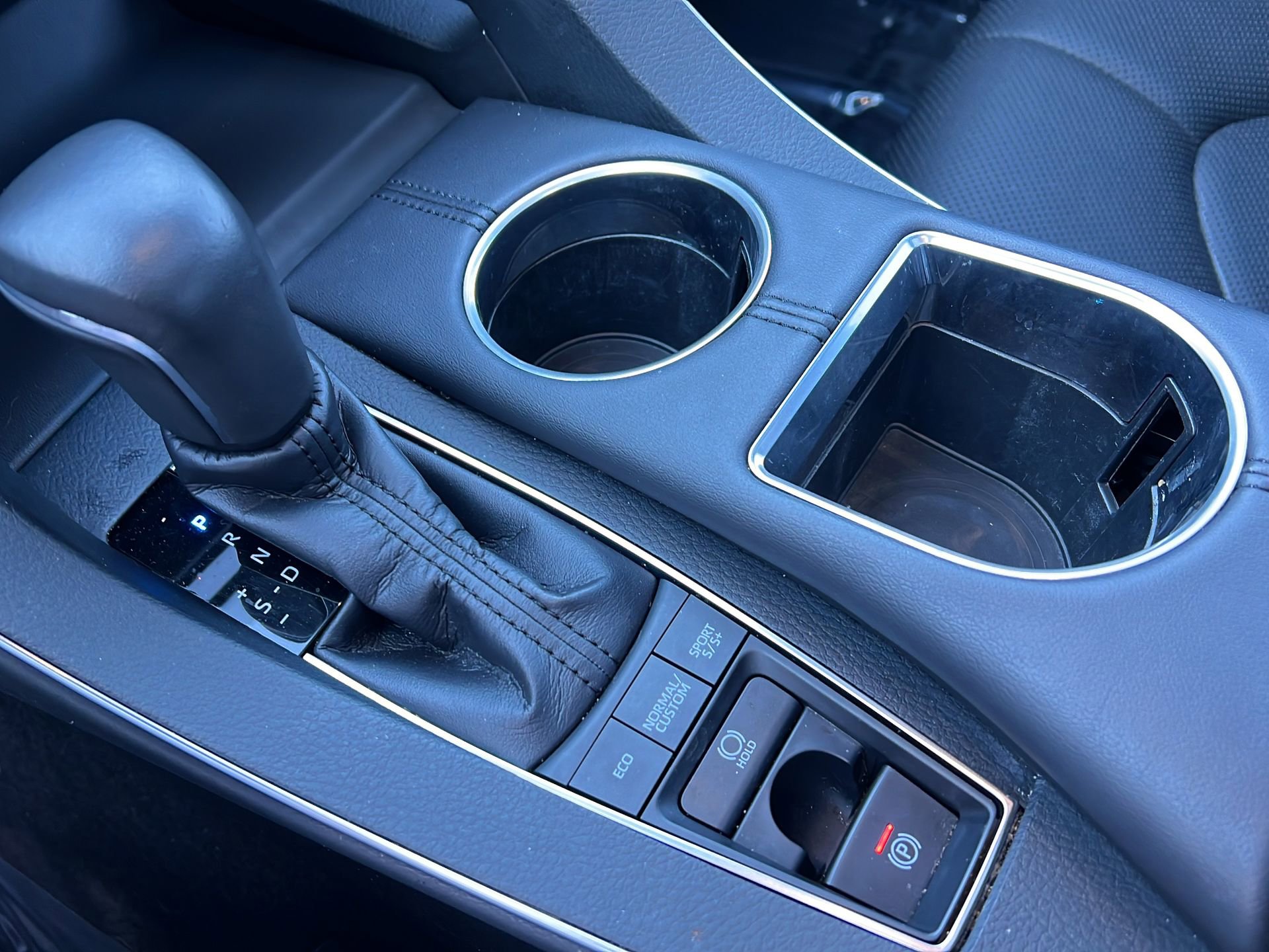 Used 2019 Toyota Avalon Touring image 22