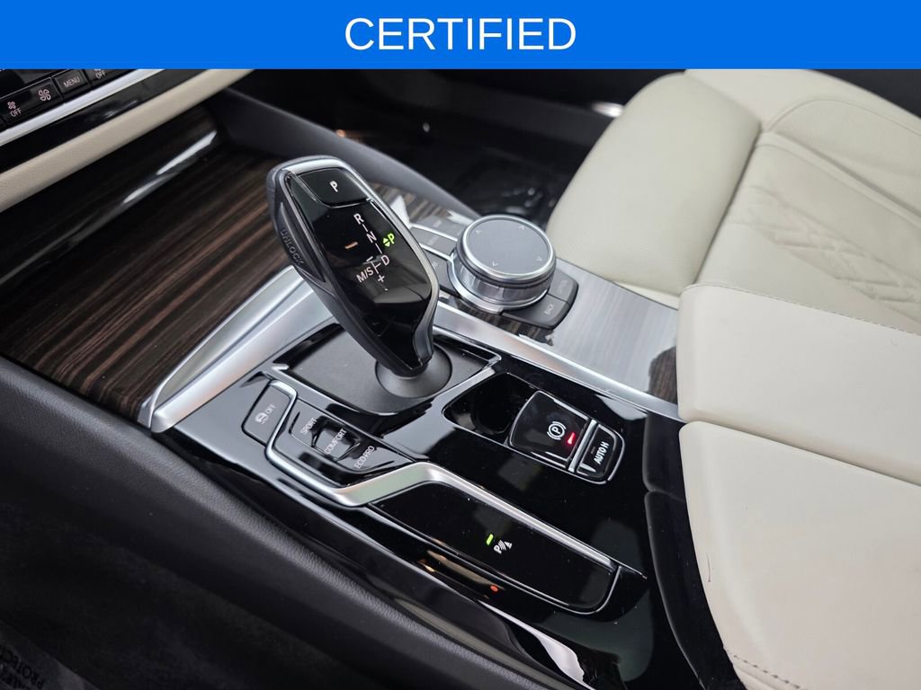 Certified 2023 BMW 530i w/ Premium Package RWD image 24