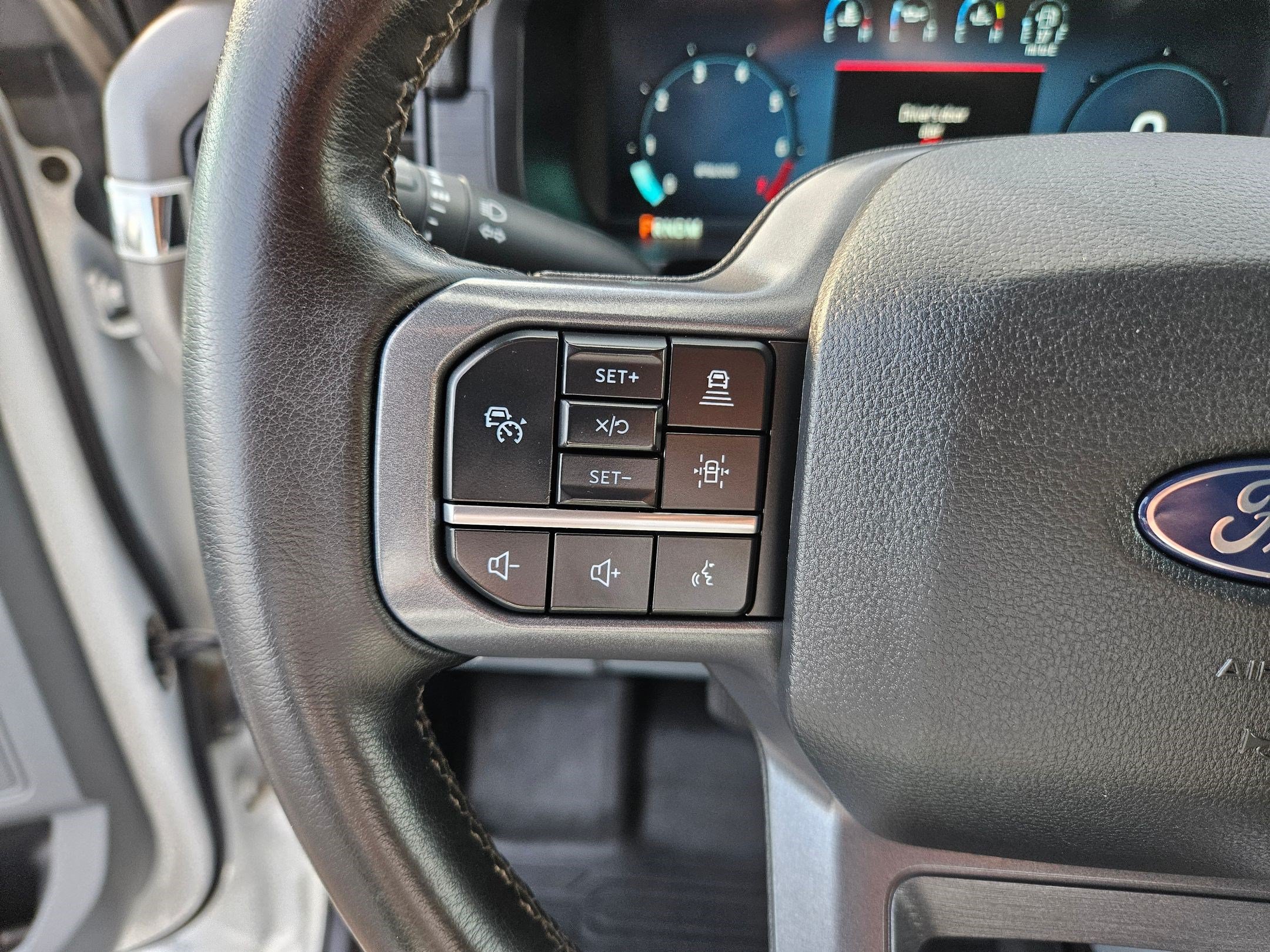 Used 2024 Ford F150 XLT w/ Equipment Group 302A MID AWD/4WD image 19
