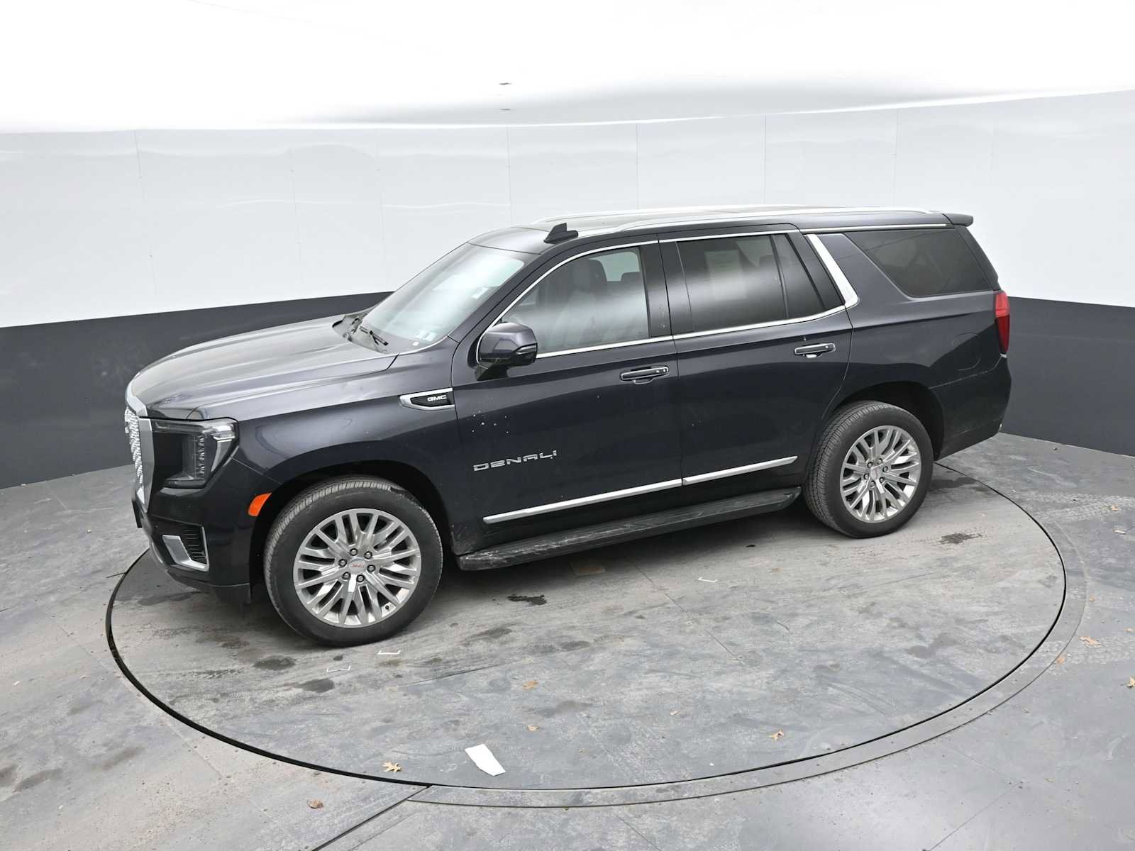 Used 2023 GMC Yukon Denali AWD/4WD image 13