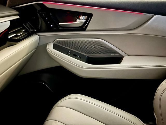 New 2026 Acura MDX w/ Technology Package FWD image 16