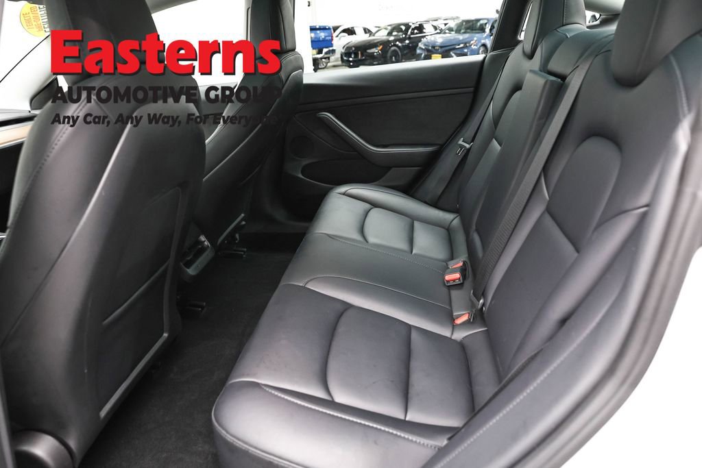 Used 2023 Tesla Model 3 Standard Range image 17