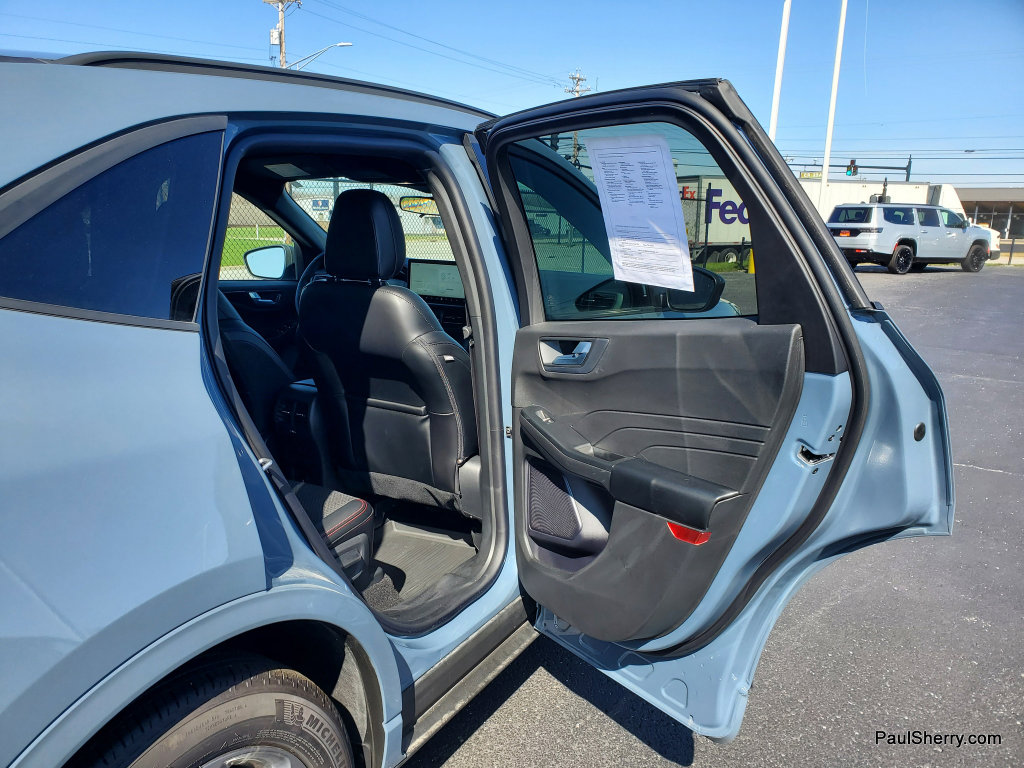 Used 2024 Ford Escape ST-Line w/ Tech Pack #1 image 38