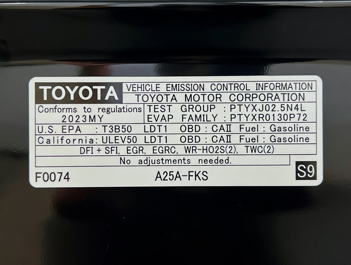 Used 2023 Toyota RAV4 LE AWD/4WD image 21