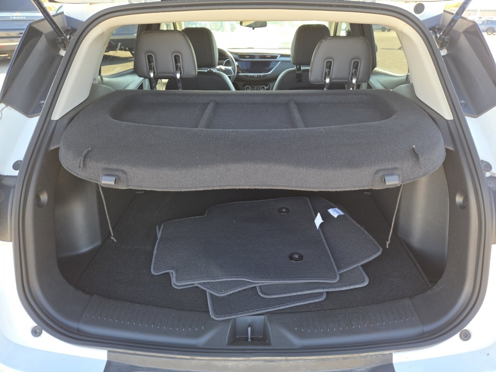 Used 2023 Buick Encore GX Preferred w/ Cold Weather Comfort Package image 20