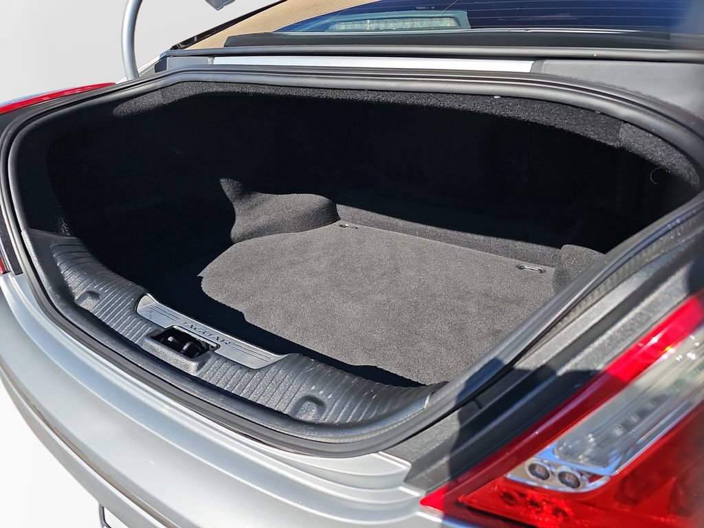 Used 2015 Jaguar XJ L Portfolio RWD image 23