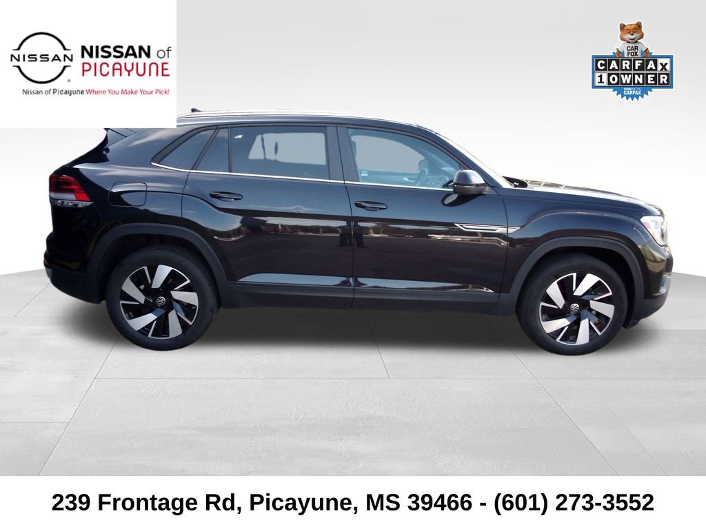 Used 2025 Volkswagen Atlas Cross Sport SE image 6