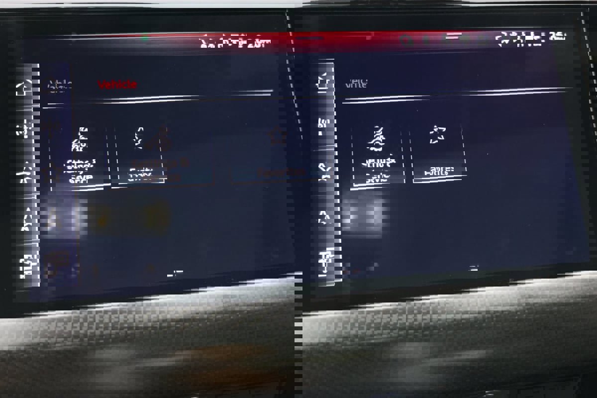 Used 2022 Audi e-tron GT Prestige image 55