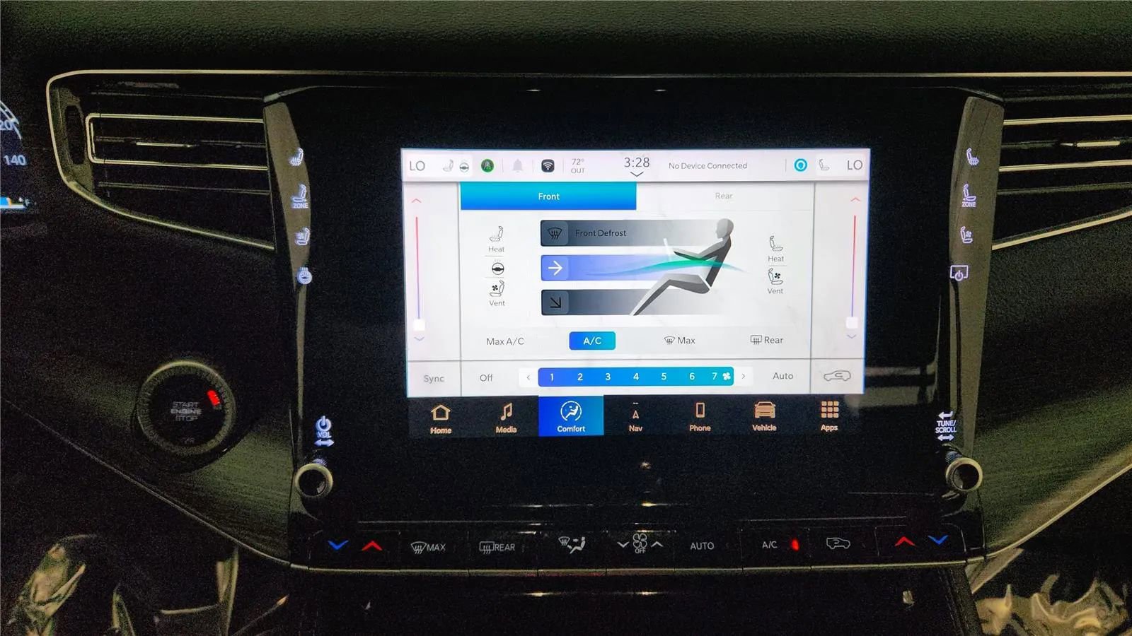 Used 2024 Jeep Wagoneer L Series II w/ Flexible Seating Group image 28