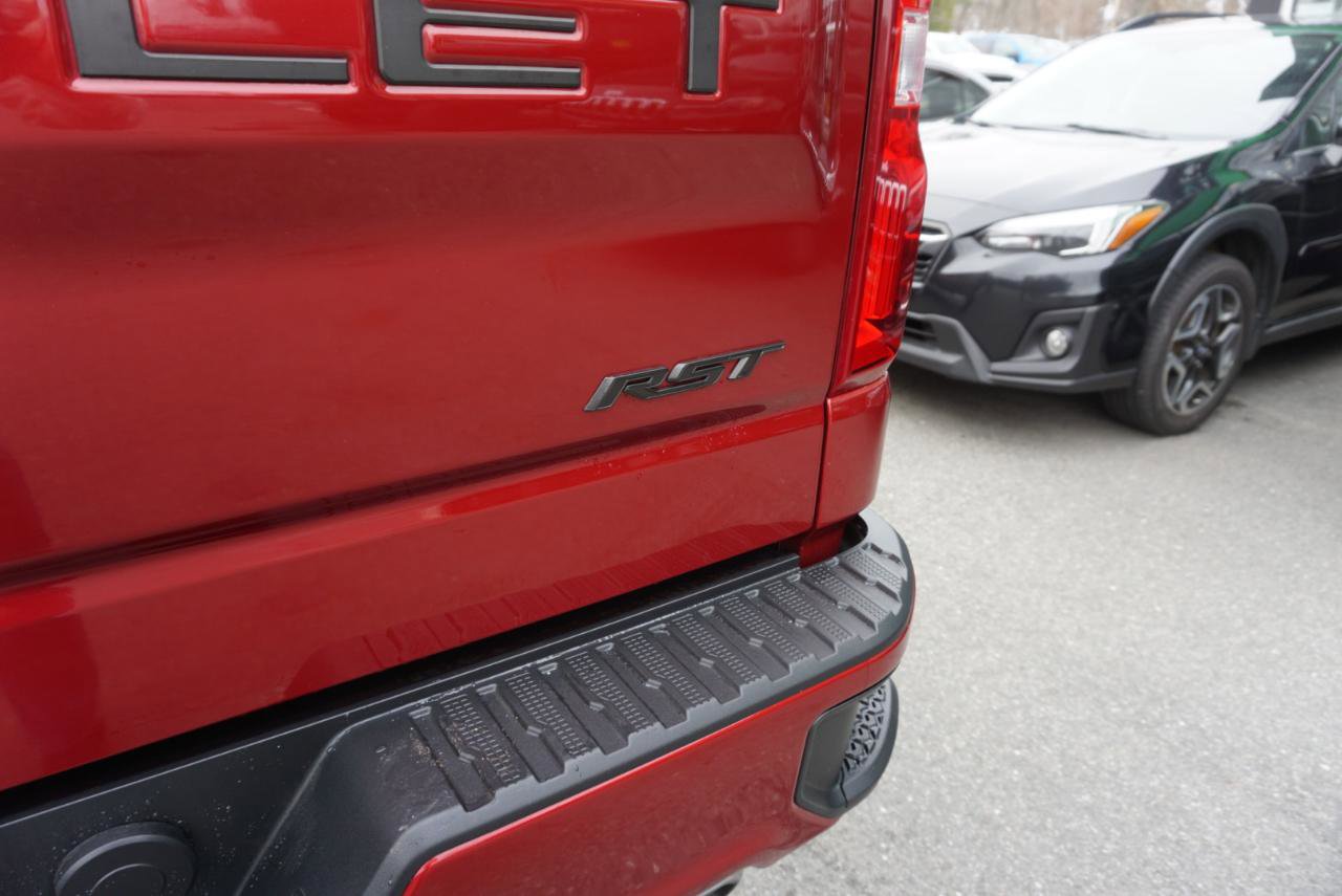 Used 2020 Chevrolet Silverado 1500 RST AWD/4WD image 9