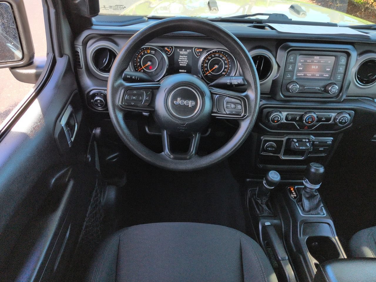 Used 2021 Jeep Gladiator Sport AWD/4WD image 16