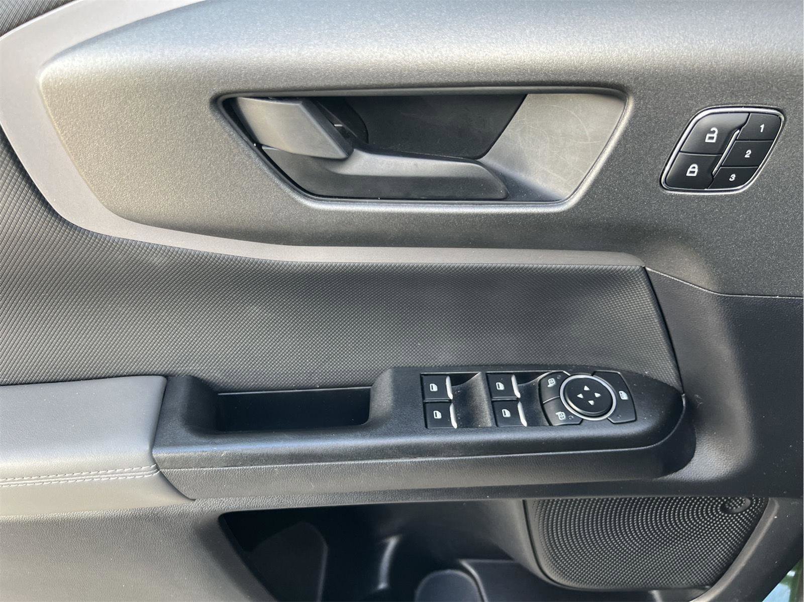 Used 2025 Ford Bronco Sport Badlands image 9