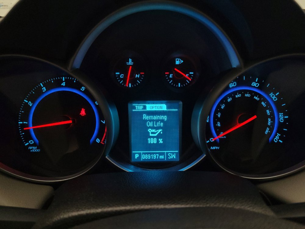 Used 2015 Chevrolet Cruze LS FWD image 23