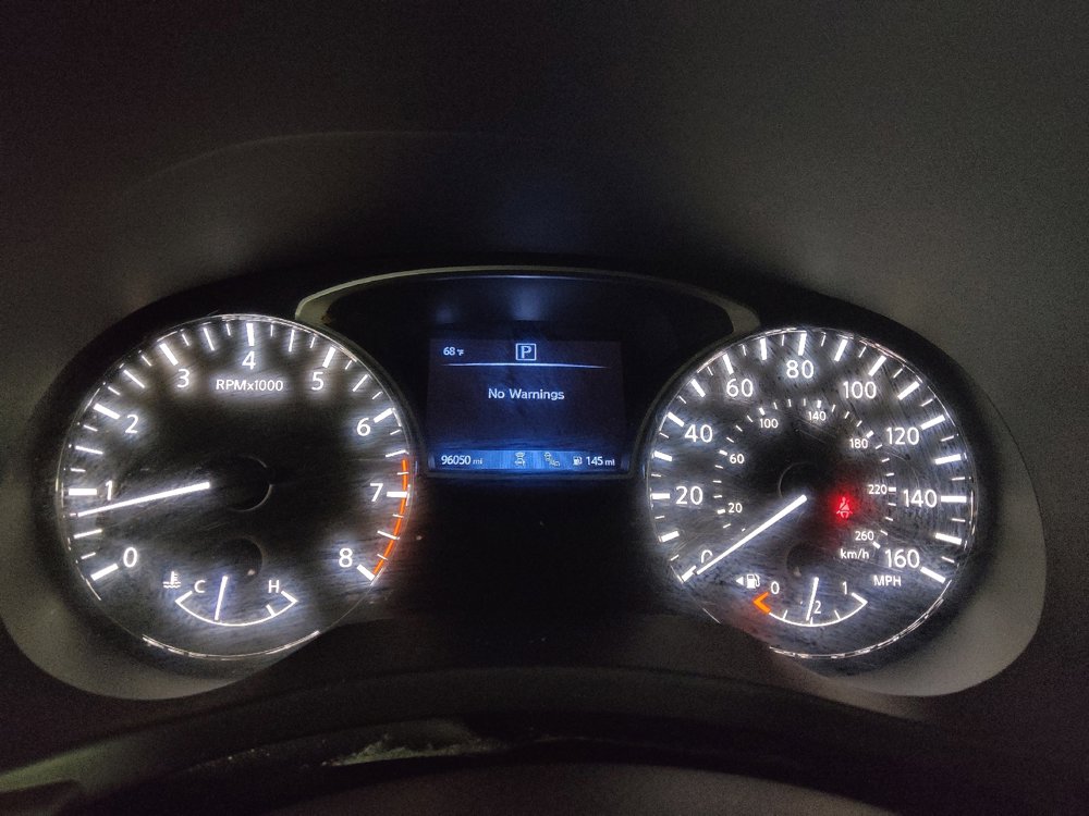 Used 2020 Nissan Pathfinder SL image 23