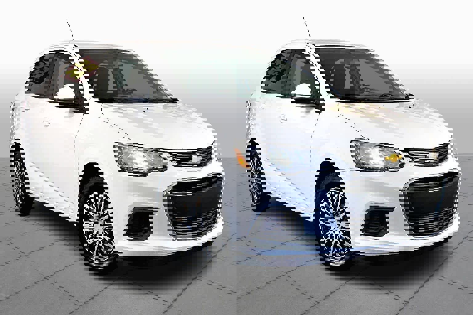 Used 2017 Chevrolet Sonic LS image 2