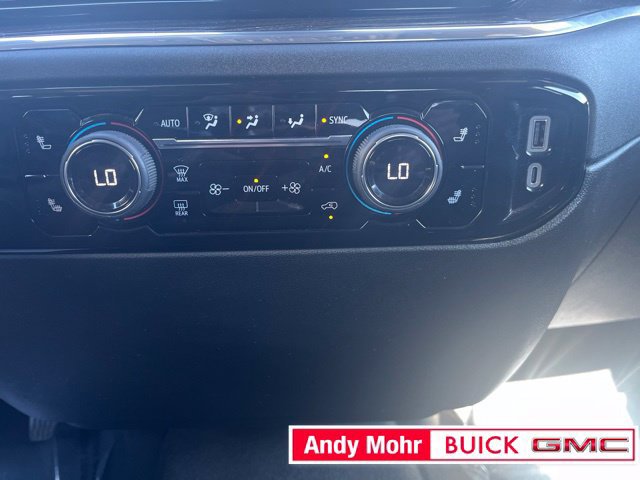 Used 2024 Chevrolet Silverado 1500 LT AWD/4WD image 31
