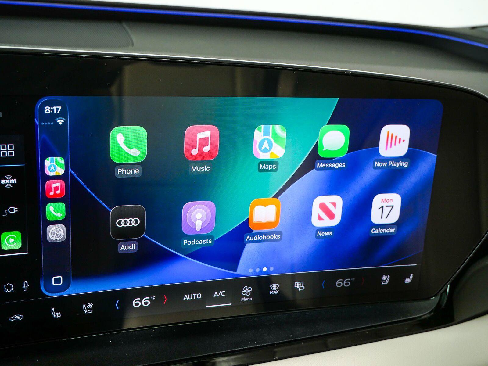 Used 2025 Audi Q6 e-tron Premium Plus w/ Premium Plus AWD/4WD image 16