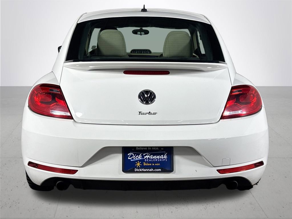 Used 2013 Volkswagen Beetle 2.0T image 7