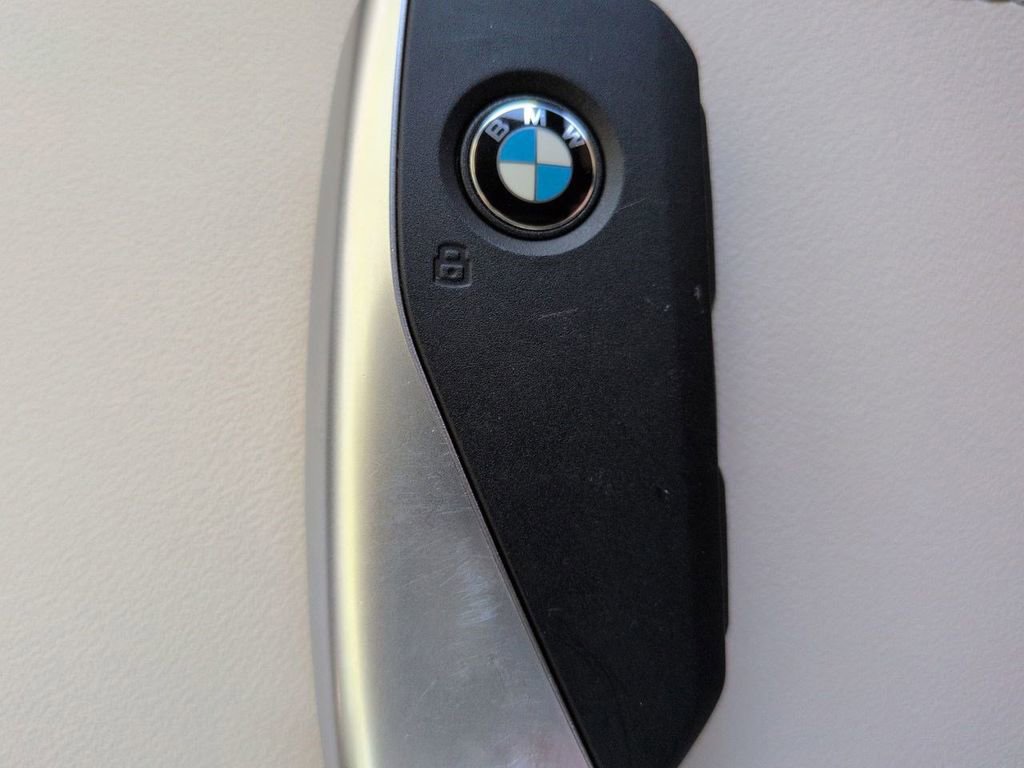 New 2025 BMW X1 xDrive28i w/ Convenience Package AWD/4WD image 29