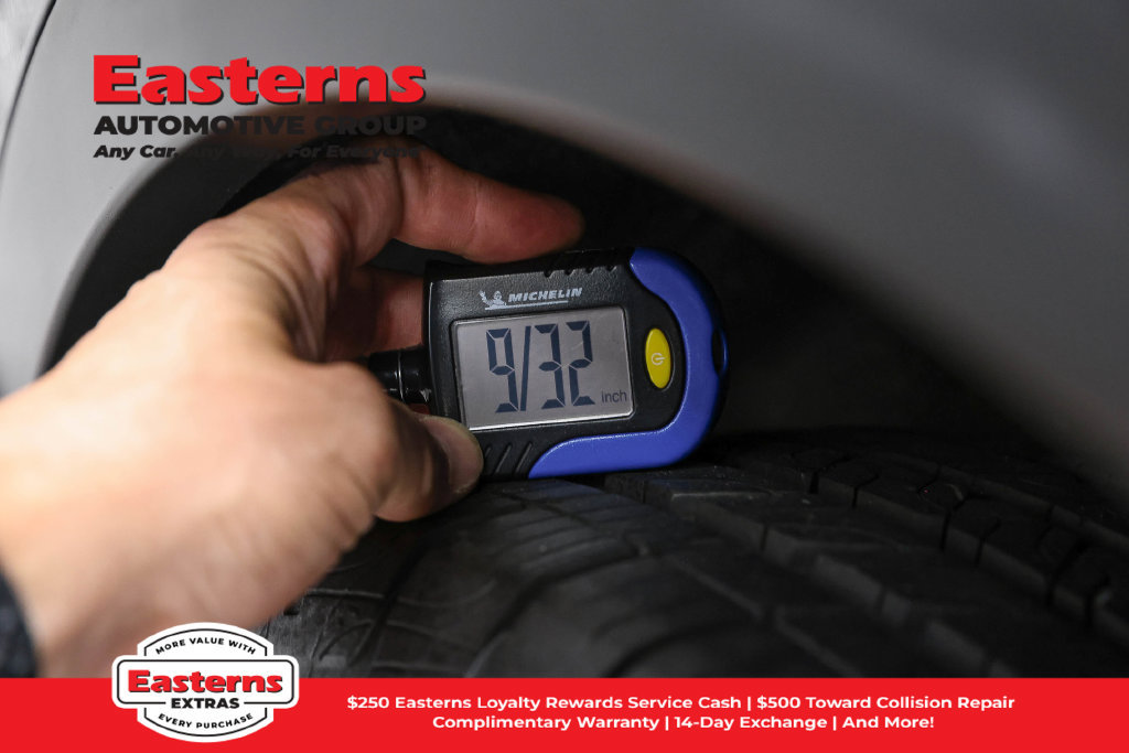 Used 2022 Subaru Outback Premium AWD/4WD image 27