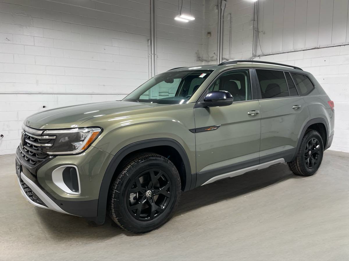 Used 2025 Volkswagen Atlas Peak Edition SE