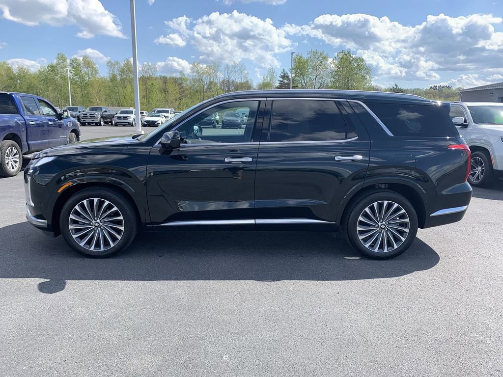 Used 2024 Hyundai Palisade Calligraphy AWD/4WD image 5