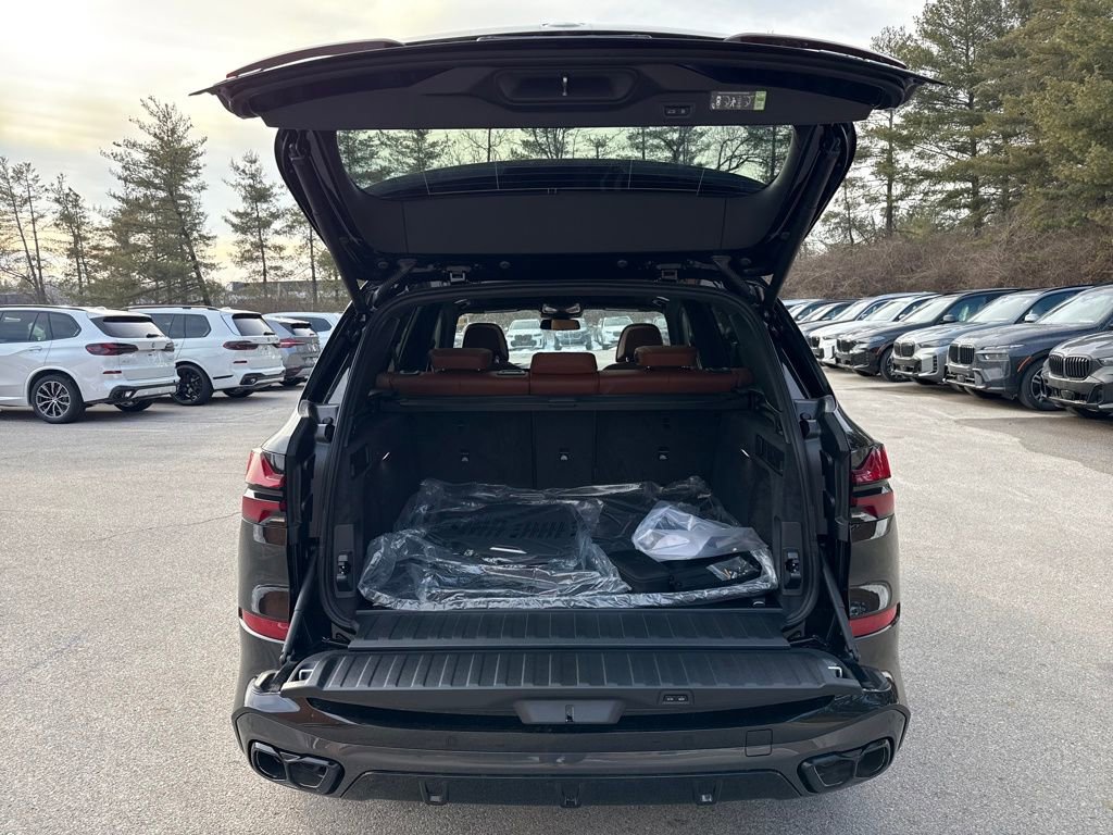 New 2026 BMW X5 M60i image 24