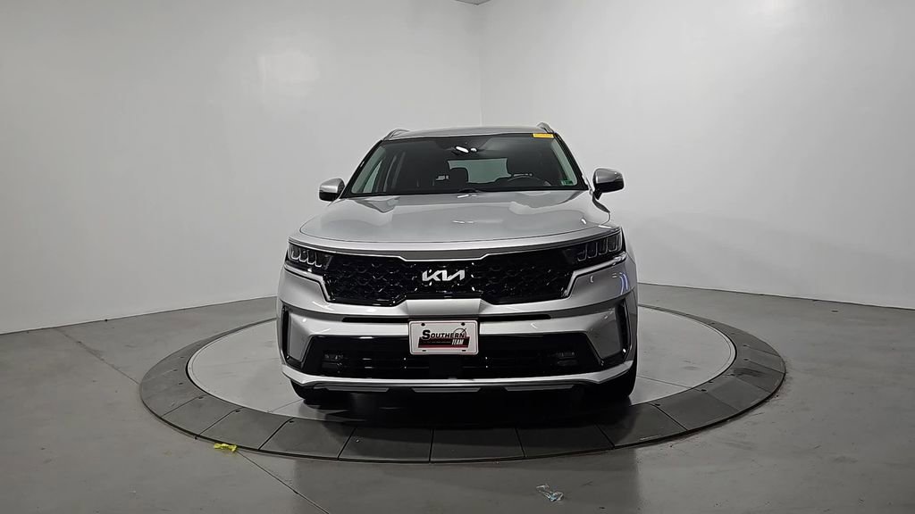 Used 2023 Kia Sorento EX image 9