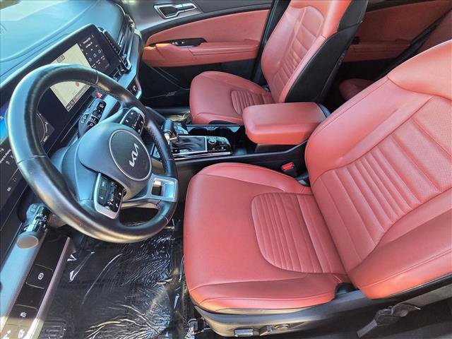 Used 2025 Kia Sportage SX image 15