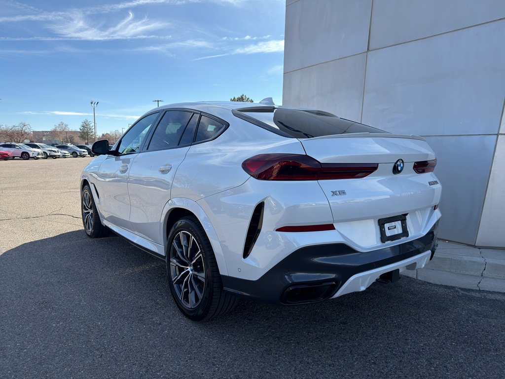 Used 2022 BMW X6 M50i w/ Premium Package image 8