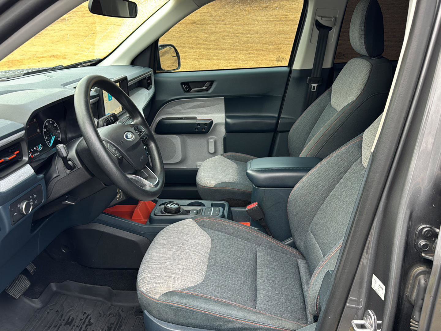 Used 2022 Ford Maverick XLT image 8