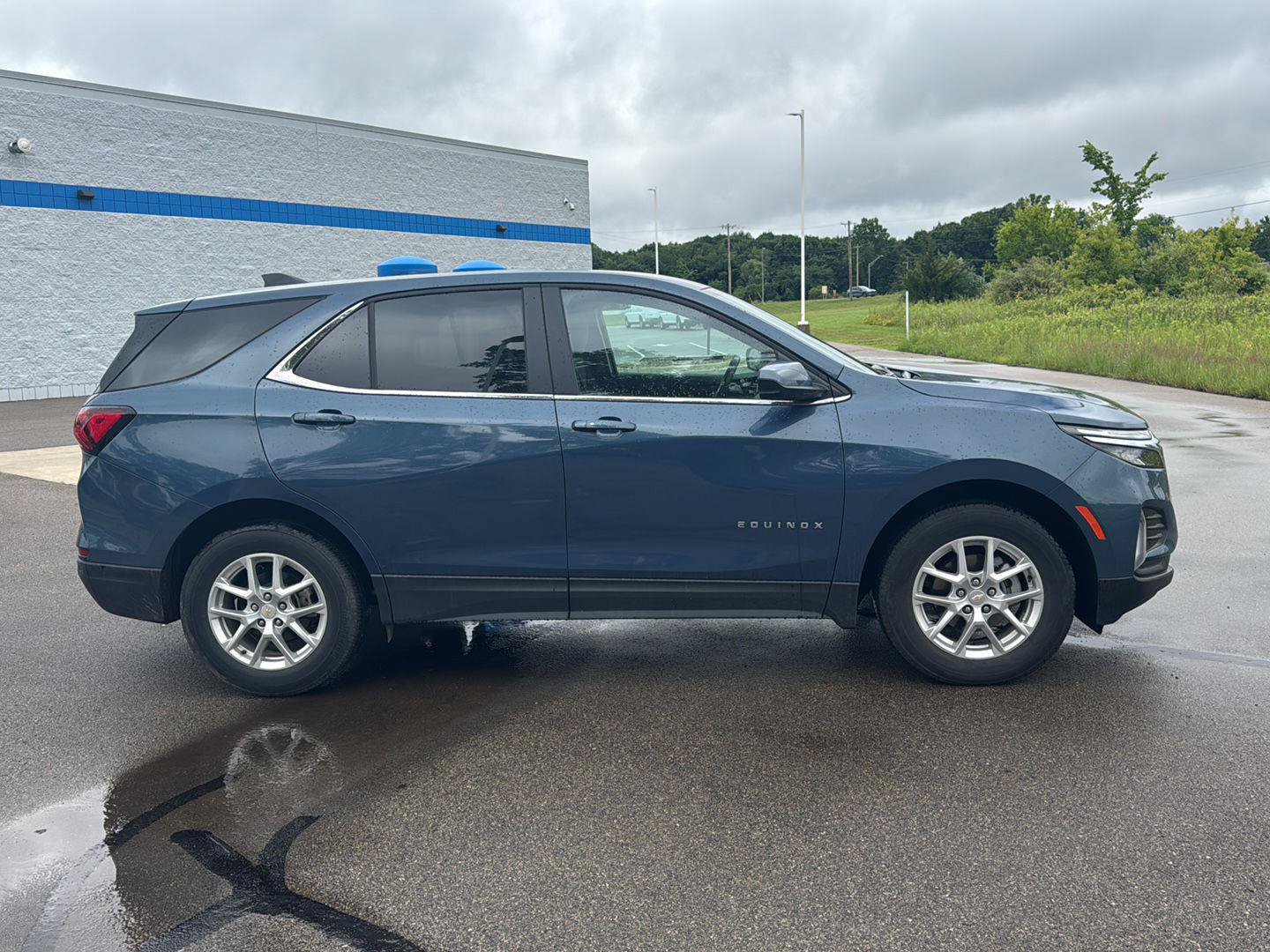 Used 2024 Chevrolet Equinox LT AWD/4WD image 6