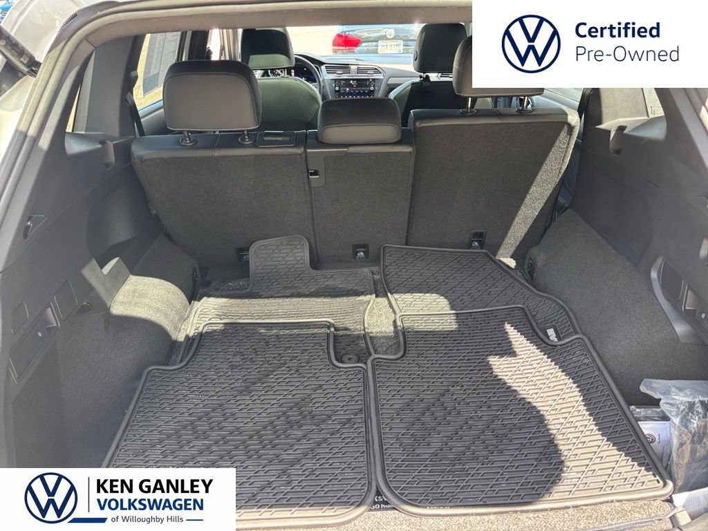 Certified 2024 Volkswagen Tiguan SE R-Line AWD/4WD image 28
