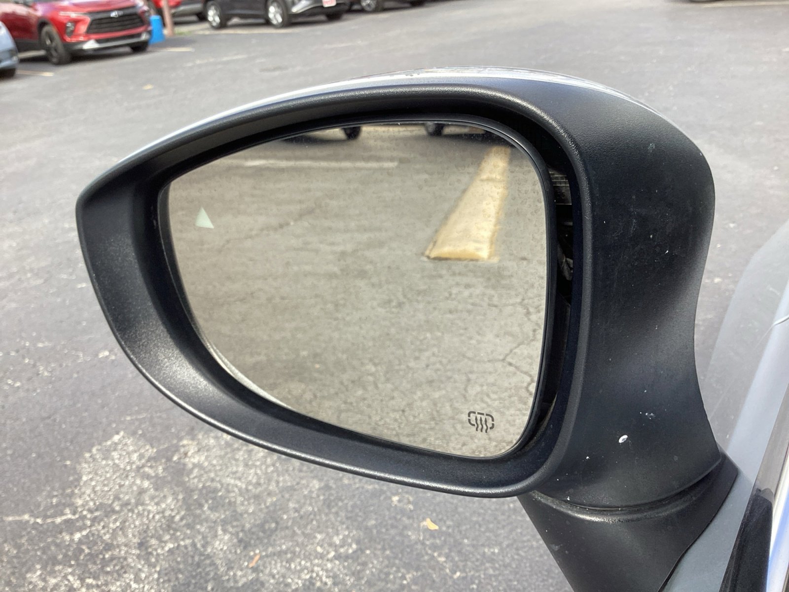 Used 2023 Chrysler Pacifica Touring-L image 33