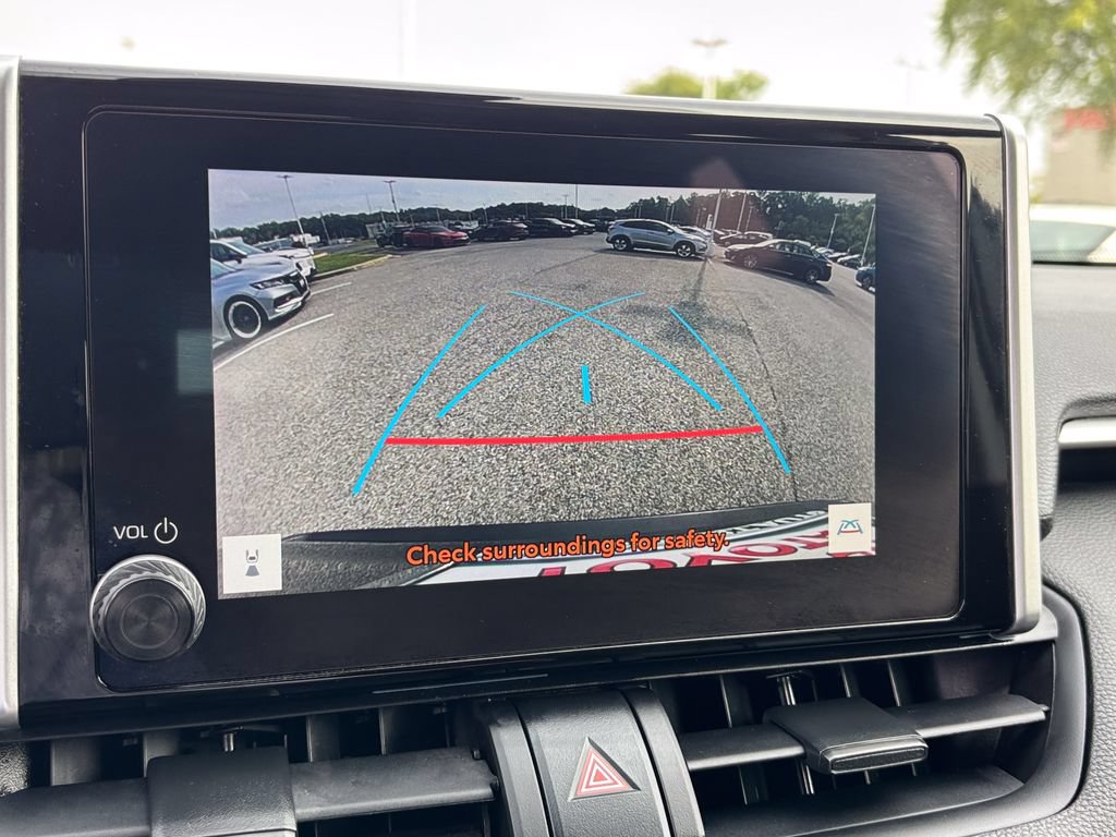 Certified 2024 Toyota RAV4 LE AWD/4WD image 32
