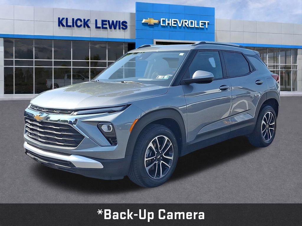 Used 2024 Chevrolet TrailBlazer LT FWD image 3