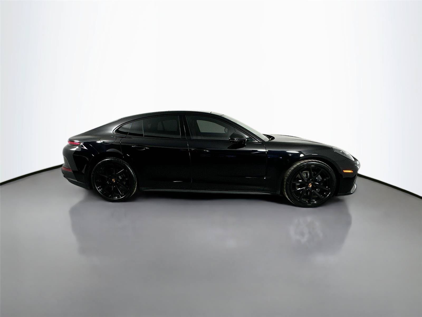 Certified 2026 Porsche Panamera 4 AWD/4WD image 8