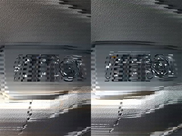 New 2026 Kia Sportage SX image 32