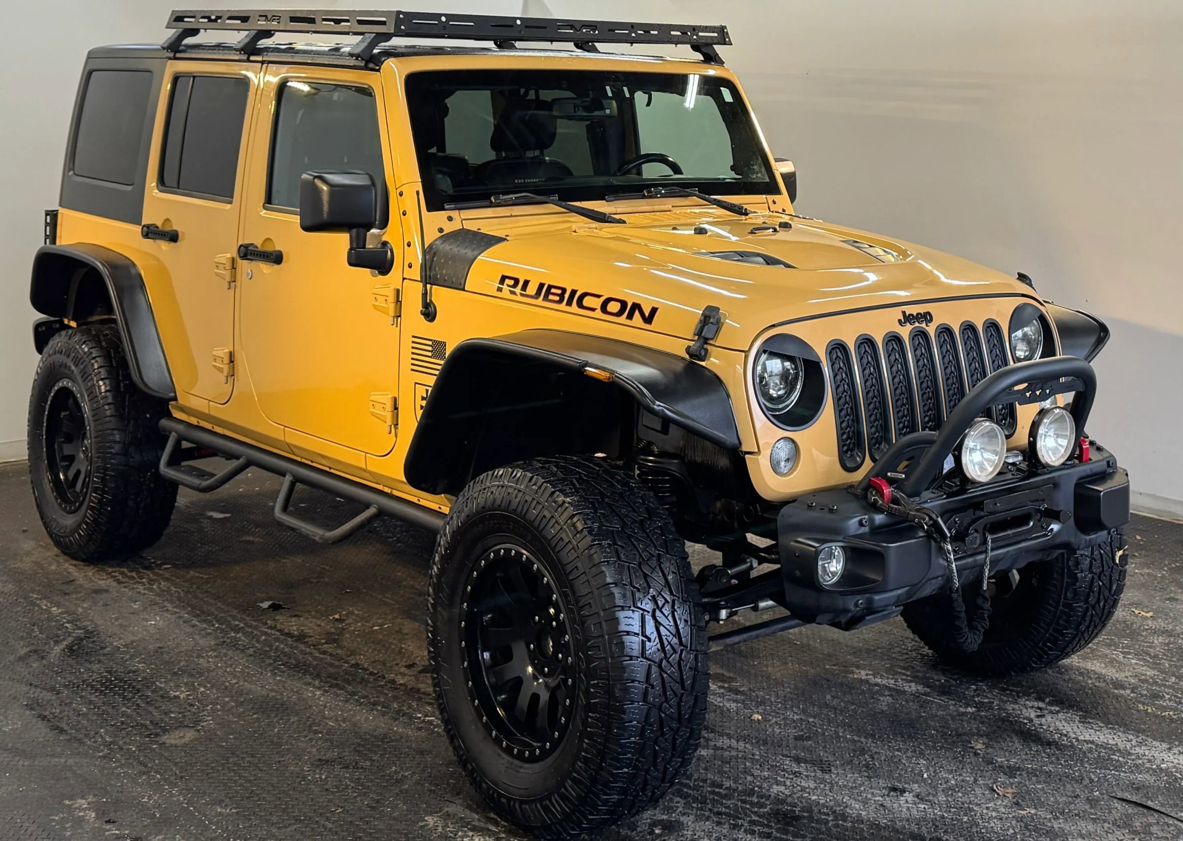 Used 2014 Jeep Wrangler Unlimited Rubicon image 2