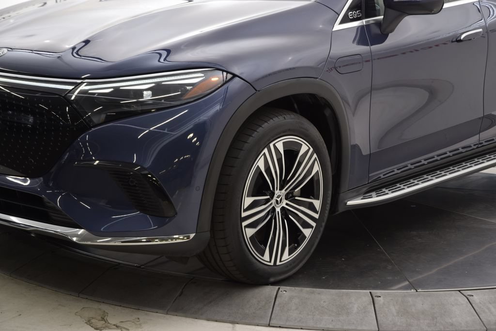 Certified 2024 Mercedes-Benz EQS 450+ SUV image 11
