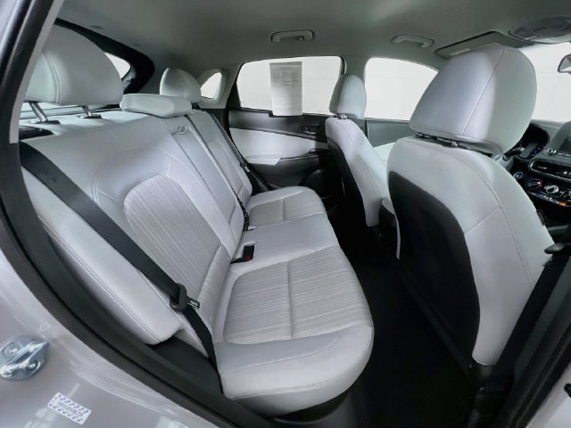 Used 2023 Hyundai Kona SEL AWD/4WD image 38