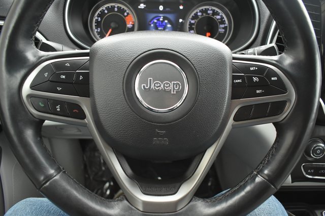 Used 2019 Jeep Cherokee Limited image 19
