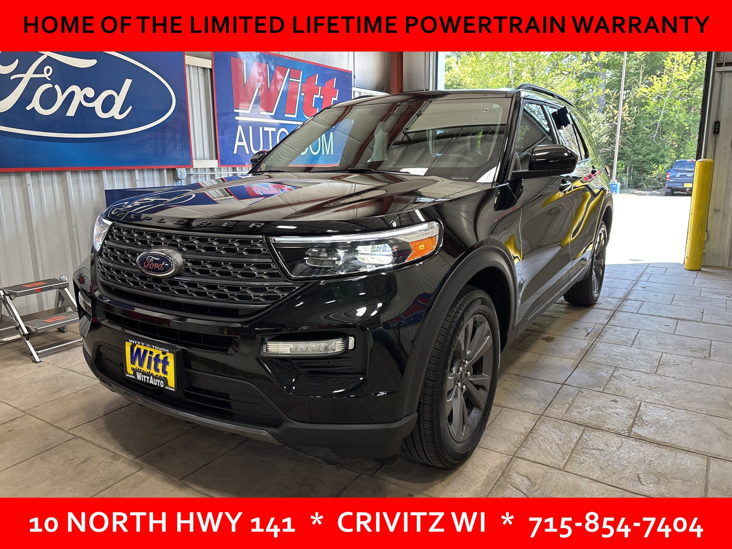 Used 2024 Ford Explorer XLT w/ Equipment Group 202A AWD/4WD image 3