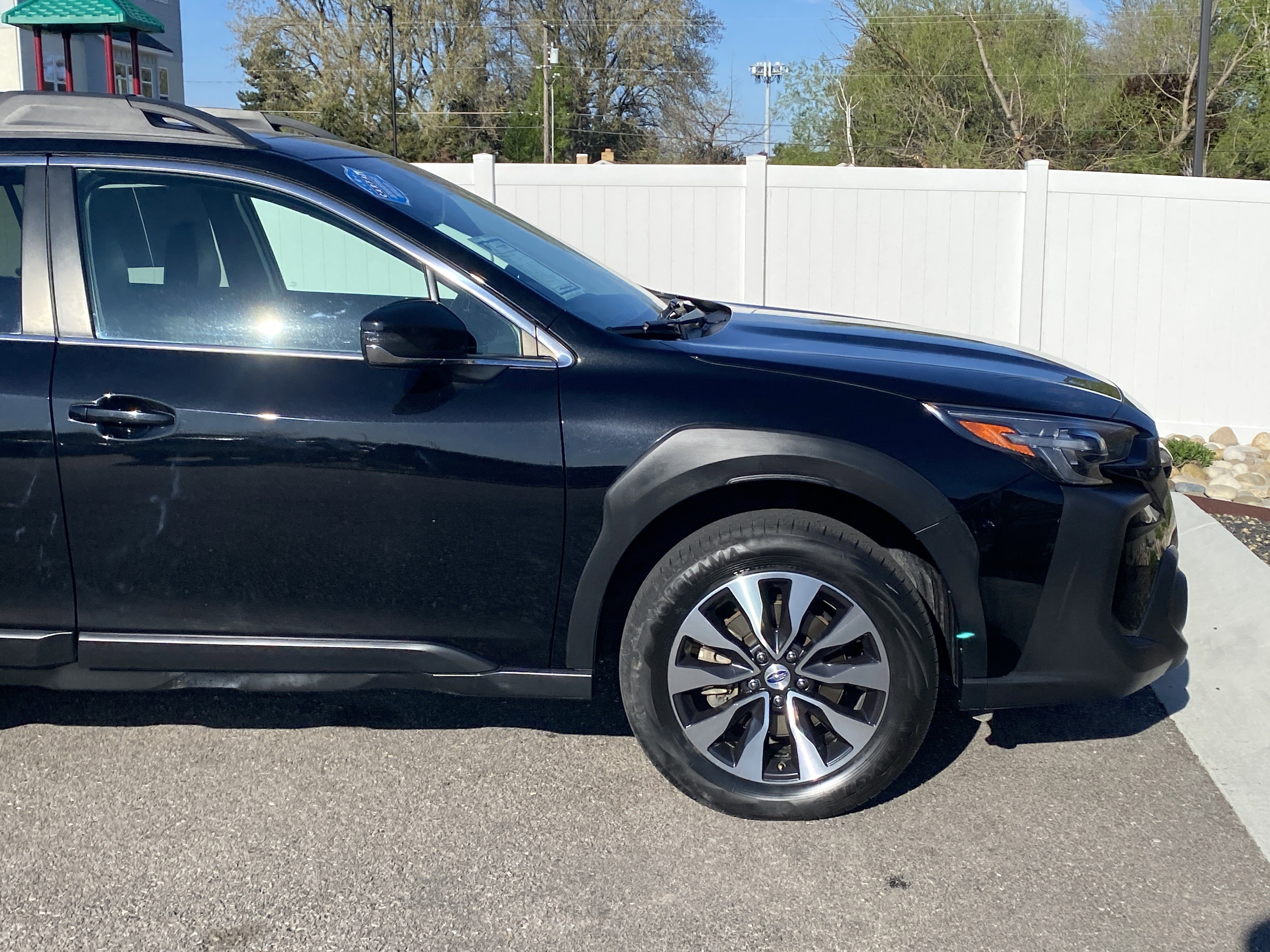 Certified 2024 Subaru Outback Limited AWD/4WD image 5