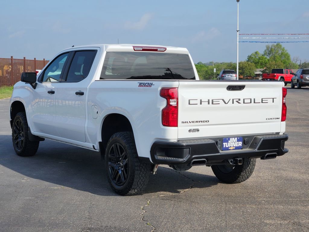 Certified 2024 Chevrolet Silverado 1500 Custom Trail Boss w/ LPO, Dark Essentials Package image 7